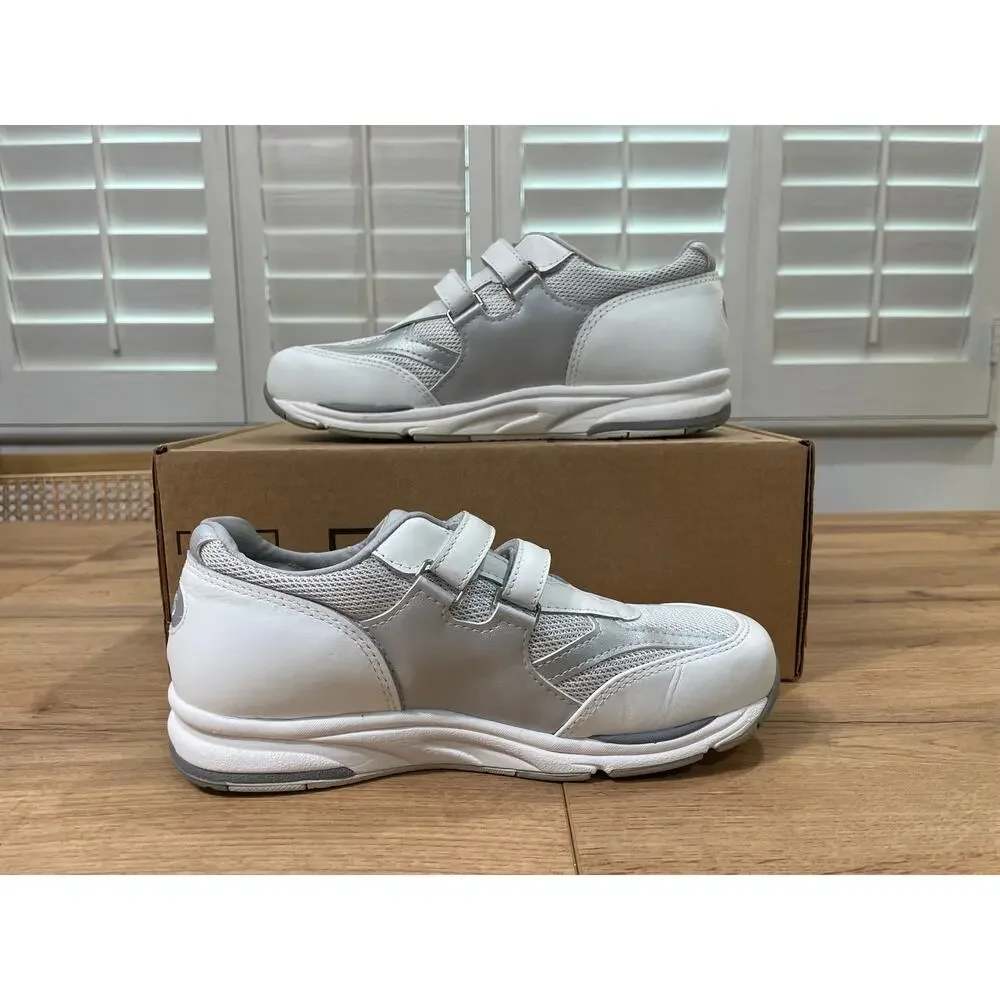 SAS Women's TMV Walking Shoes White Silver Leather Size 7.5 WW Lightly Worn